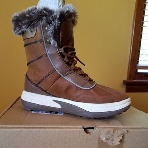 Lands End Winter Boots